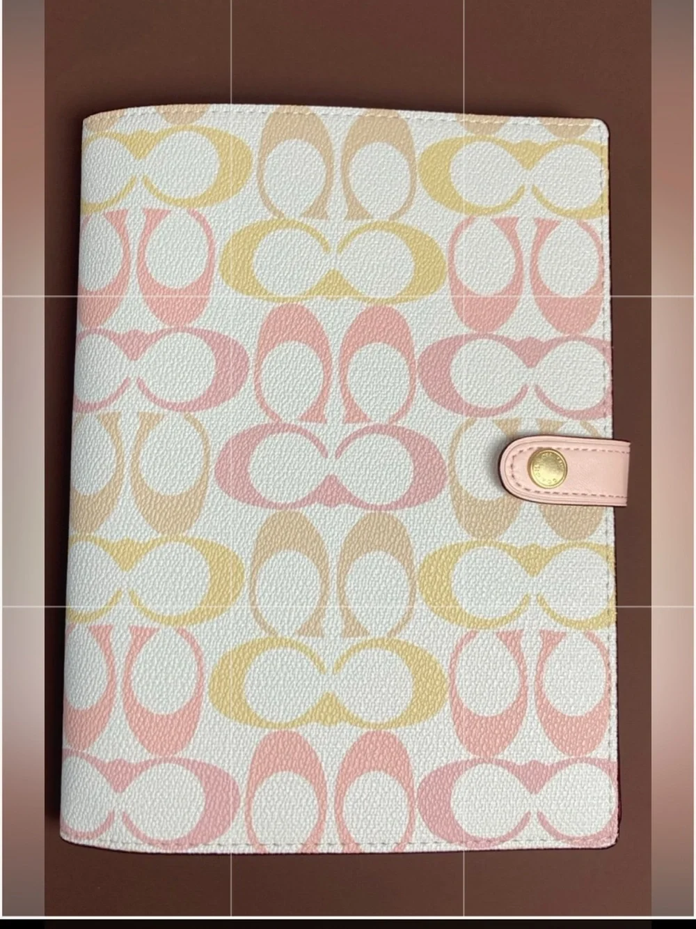 🌸🌷🌸 COACH SIGNATURE NOTEBOOK IN PASTEL PINK / BLUSH LIGHT YELLOW 🌸🌷🌸